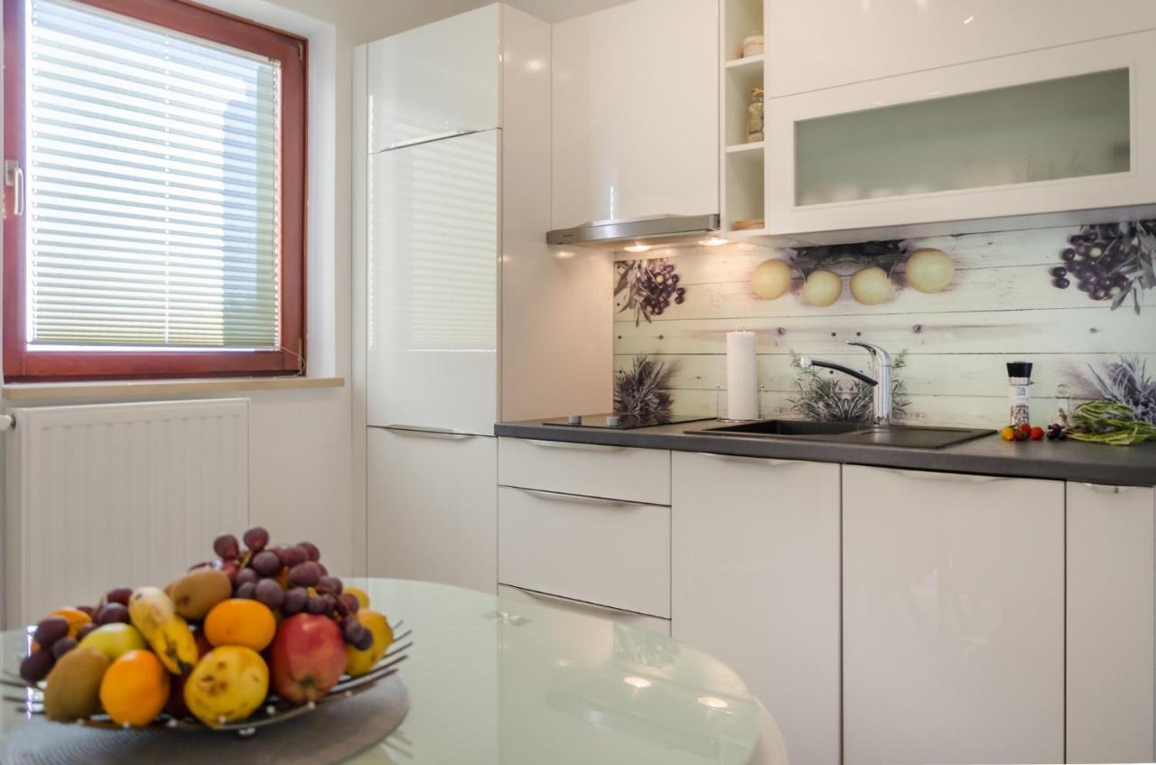 Lori Appartement Baška Buitenkant foto