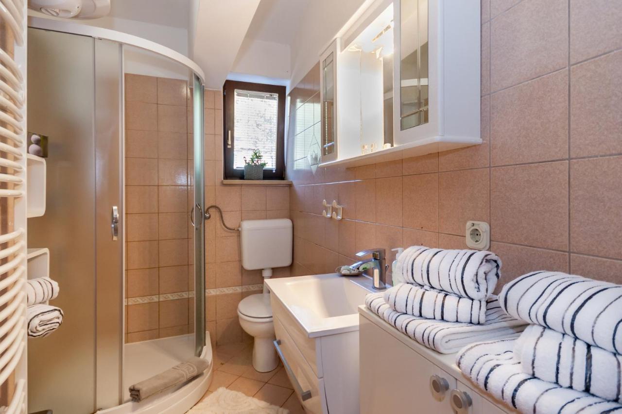Lori Appartement Baška Buitenkant foto